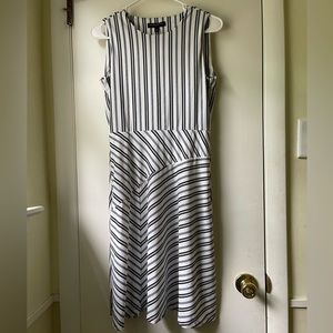 Banana Republic stripped fit and flare dress